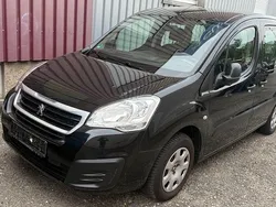 Noir onyx Gebraucht 2017 Peugeot Partner Tepee Active Van / Kleinbus | 9.999 € (Superpreis)