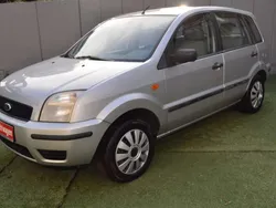 Polarsilber metallic Gebraucht 2005 Ford Fusion Ambiente Kleinwagen | 2.450 € (Fairer Preis)