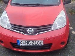 Rot Gebraucht 2011 Nissan Note Acenta Van / Kleinbus | 1.500 € (Superpreis)