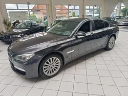 Grau Gebraucht 2014 BMW 740 Limousine | 13.990 € (Guter Preis)