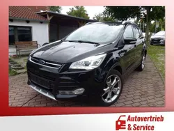 Schwarz Gebraucht 2016 Ford Kuga Individual SUV | 14.980 € (Fairer Preis)