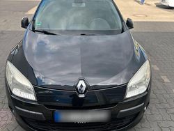 Schwarz Gebraucht 2011 Renault Mégane GrandTour Kombi | 5.499 €