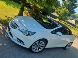 Weiß Gebraucht 2014 Opel Cascada Innovation Cabrio | 13.600 € (Fairer Preis)