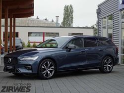 Denim blue / metallic Gebraucht 2023 Volvo V60 Plus Kombi | 33.500 € (Fairer Preis)