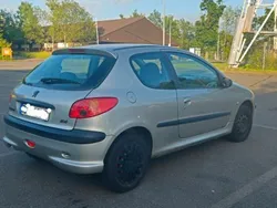 Grau Gebraucht 2004 Peugeot 206 Coupé | 1.099 € (Guter Preis)