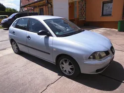 Blau Gebraucht 2004 Seat Ibiza Kleinwagen | 450 € (Superpreis)