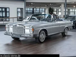 Silber Gebraucht 1971 Mercedes W111 SE Cabrio | 649.000 €