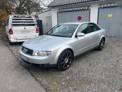 Silber Gebraucht 2003 Audi A4 Limousine | 2.900 €