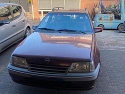 Rot Gebraucht 1990 Opel Kadett Kombi | 2.000 €