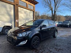 Schwarz Gebraucht 2013 Hyundai i20 Edition Limousine | 2.999 € (Guter Preis)
