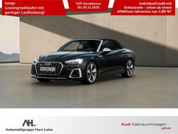 Mythosschwarz verdeck schwarz (metallic) Gebraucht 2024 Audi S5 Cabriolet Comfort Cabrio | 65.545 € (Teuer)