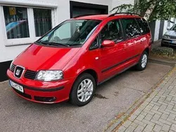 Rot Gebraucht 2006 Seat Alhambra Van / Kleinbus | 3.300 € (Teuer)