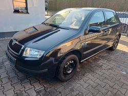 Schwarz Gebraucht 2003 Skoda Fabia Kleinwagen | 1.200 € (Guter Preis)