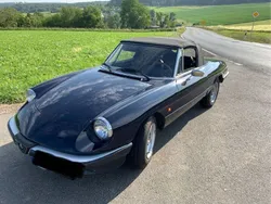 Blau Gebraucht 1984 Alfa Romeo Spider Cabrio | 15.500 €