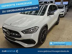 Digitalweiss Gebraucht 2021 Mercedes GLA200 AMG line SUV | 27.490 € (Guter Preis)