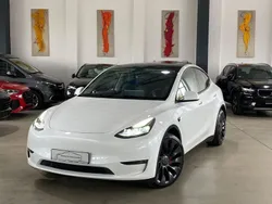 White coat Gebraucht 2022 Tesla Model Y Long Range SUV | 36.900 € (Fairer Preis)