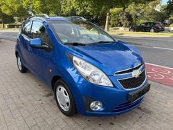 Blau Gebraucht 2010 Chevrolet Spark LS Kleinwagen | 3.650 € (Fairer Preis)