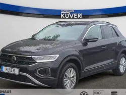 Schwarz Gebraucht 2024 VW T-Roc Life SUV | 22.550 € (Guter Preis)