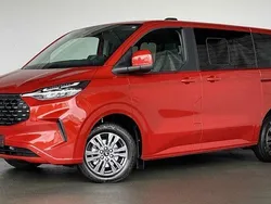 Rot Neu 2024 Ford Tourneo Custom Titanium Van / Kleinbus | 49.970 €