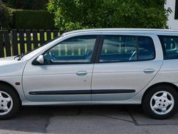 Grau Gebraucht 2001 Renault Mégane GrandTour Authentique Kombi | 3.000 € (Teuer)
