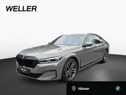 Grau Gebraucht 2021 BMW 730 Comfort Edition Limousine | 46.610 € (Superpreis)