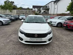 Weiß Gebraucht 2016 Fiat Tipo Easy Kombi | 4.990 € (Guter Preis)