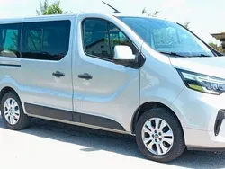Grau Gebraucht 2021 Nissan Primastar Van / Kleinbus | 38.000 €