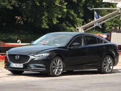 Schwarz Gebraucht 2018 Mazda 6 Sports-Line Limousine | 20.500 € (Fairer Preis)