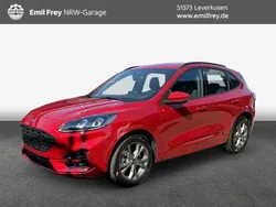 Lucid red metallic Gebraucht 2023 Ford Kuga ST-Line SUV | 26.875 € (Superpreis)