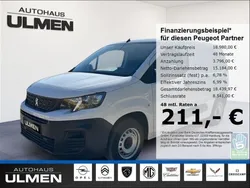 Weiss Gebraucht 2023 Peugeot Partner Premium Van / Kleinbus | 18.980 € (Fairer Preis)