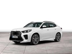Alpinweiss iii Neu 2025 BMW iX2 M Sport SUV | 61.049 € (Etwas zu teuer)