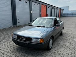 Grau Gebraucht 1990 Audi 80 Limousine | 1.699 €