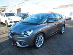 Grau Gebraucht 2018 Renault Scénic IV Experience Van / Kleinbus | 10.500 € (Guter Preis)