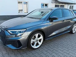 Grau Gebraucht 2021 Audi A3 Sportback S-Line Limousine | 23.799 € (Fairer Preis)