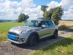 Grau Gebraucht 2016 Mini ONE Kleinwagen | 12.499 € (Etwas zu teuer)