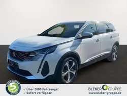 Perlmutt weiß Gebraucht 2021 Peugeot 5008 Allure Van / Kleinbus | 29.990 € (Guter Preis)