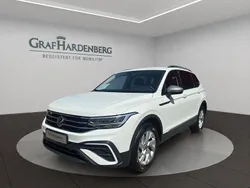 Weiß Gebraucht 2024 VW Tiguan Allspace Life SUV | 34.666 € (Guter Preis)