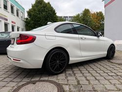 Weiß Gebraucht 2014 BMW 220 Performance Coupé | 10.999 € (Superpreis)
