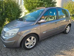 Grau Gebraucht 2004 Renault Scénic II Van / Kleinbus | 1.199 € (Guter Preis)