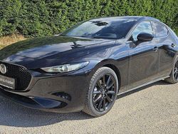 Jet black Neu 2025 Mazda 3 Exclusive-Line Limousine | 32.990 €