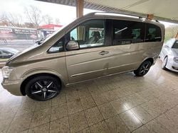 Sanidinbeige metallic Gebraucht 2012 Mercedes Viano Edition Van / Kleinbus | 12.500 € (Superpreis)