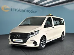 Beige Gebraucht 2025 Mercedes Vito Van / Kleinbus | 66.949 €