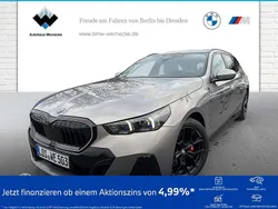 Oxidgrau Gebraucht 2024 BMW 520 M Sport Kombi | 70.740 €