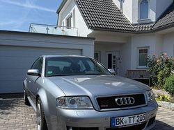 Silber Gebraucht 2003 Audi RS6 Sport Limousine | 33.000 € (Etwas zu teuer)
