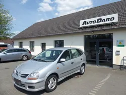 Silber Gebraucht 2001 Nissan Almera Tino Van / Kleinbus | 1.250 € (Guter Preis)