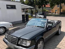 Grau Gebraucht 1995 Mercedes E220 Sportline Cabrio | 19.900 €