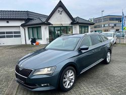 Grau Gebraucht 2018 Skoda Superb Style Kombi | 18.950 € (Fairer Preis)