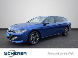 Reef blue metallic (metallic) Gebraucht 2025 VW Passat Elegance Kombi | 44.900 € (Guter Preis)