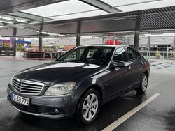 Grau Gebraucht 2010 Mercedes C220 Limousine | 4.800 € (Fairer Preis)