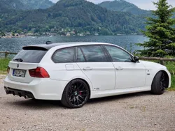 Weiß Gebraucht 2012 BMW 335 Performance Kombi | 15.500 € (Fairer Preis)